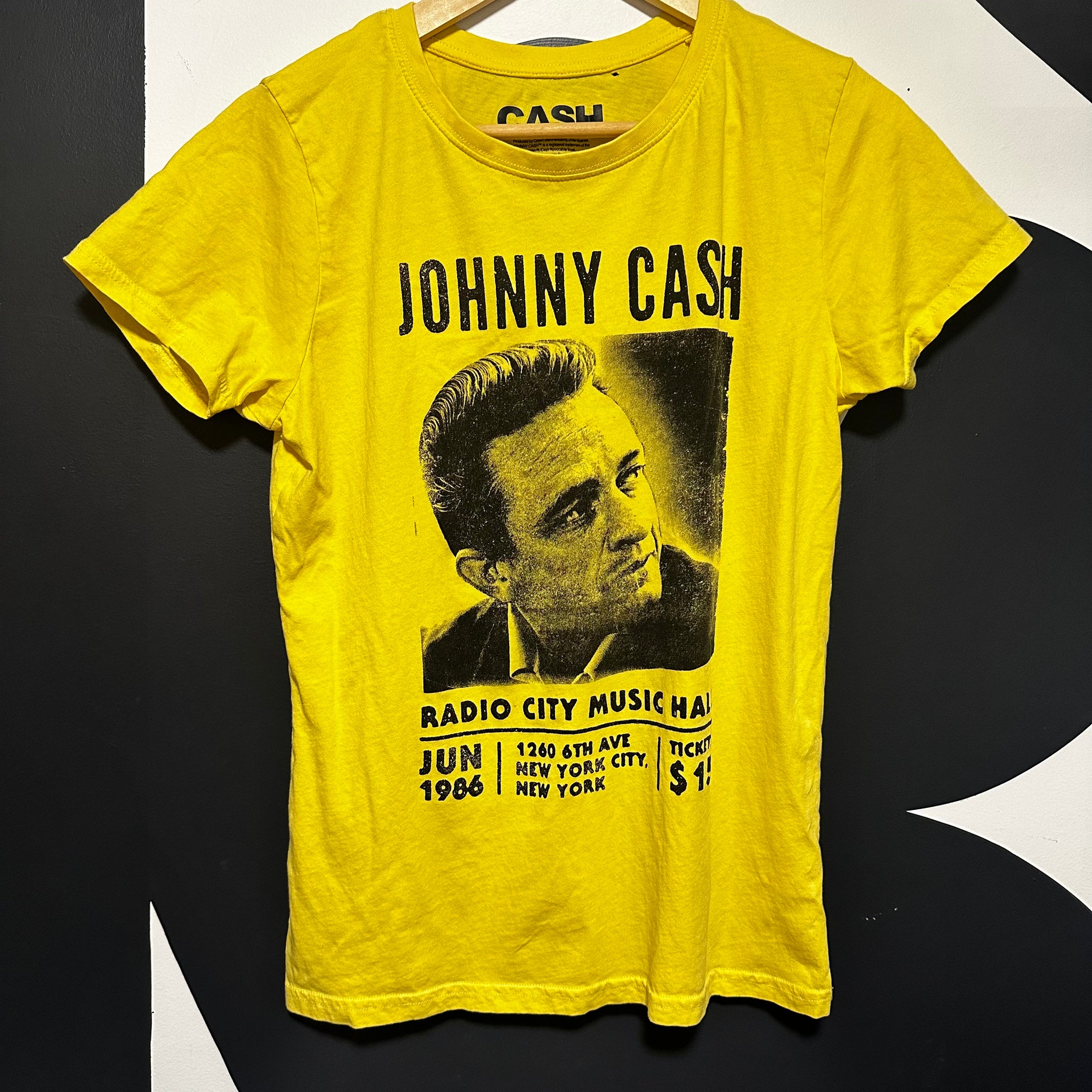 Johnny Cash Tee | M