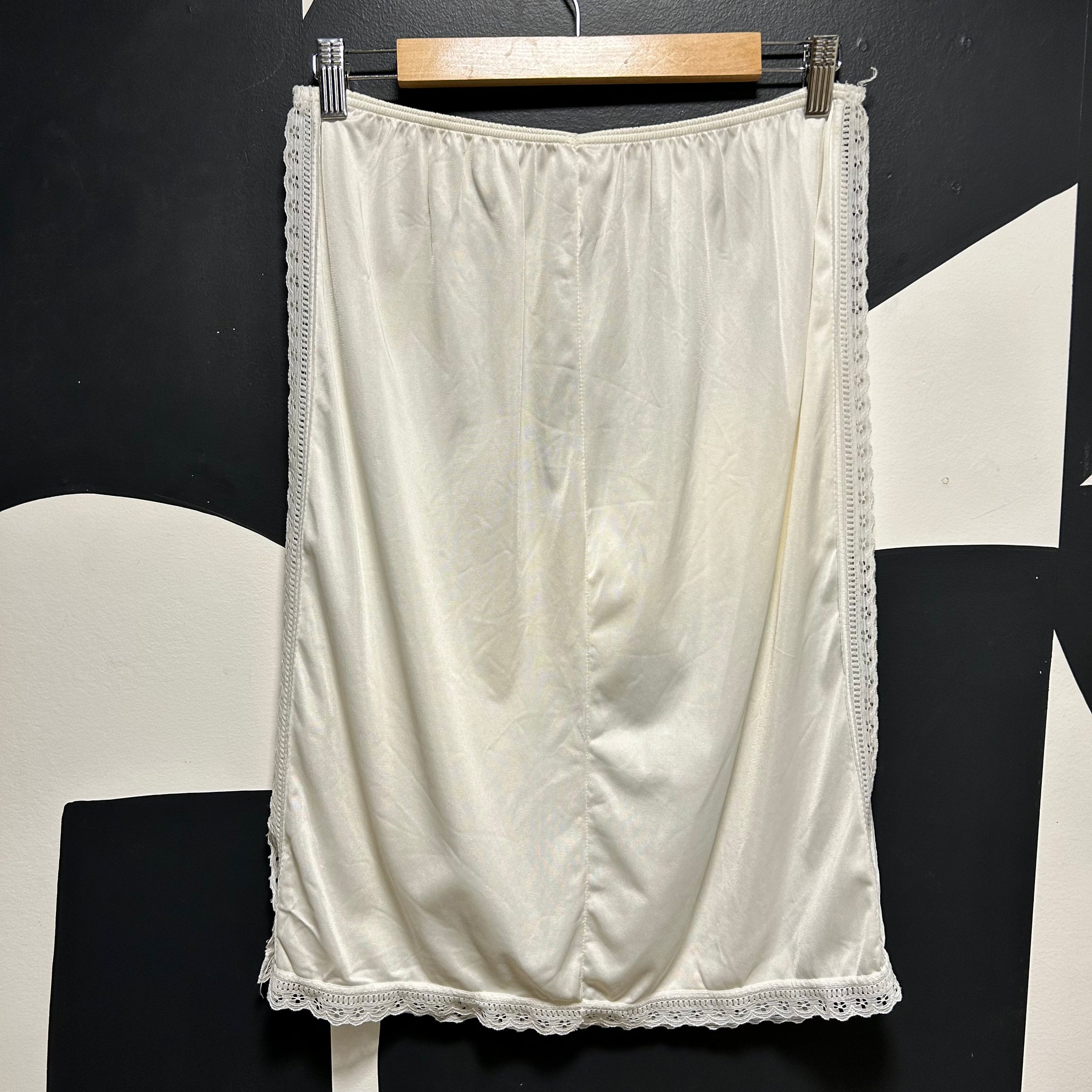 Lace Trim Slip Skirt | M