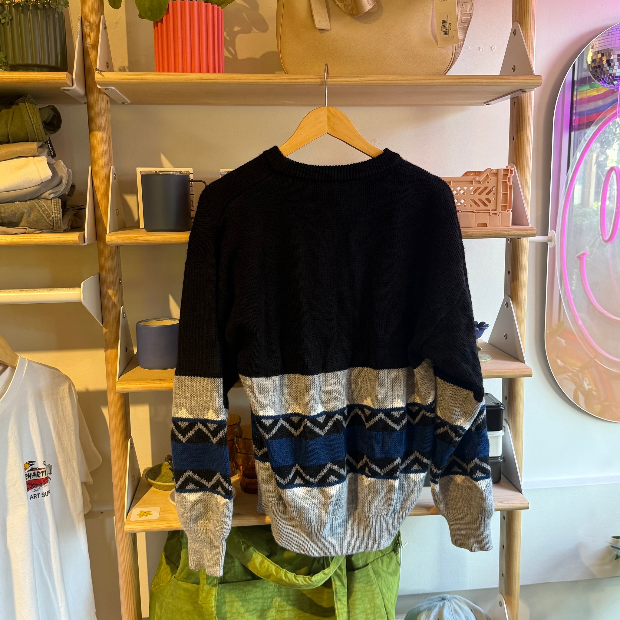 Mountains Sweater | M