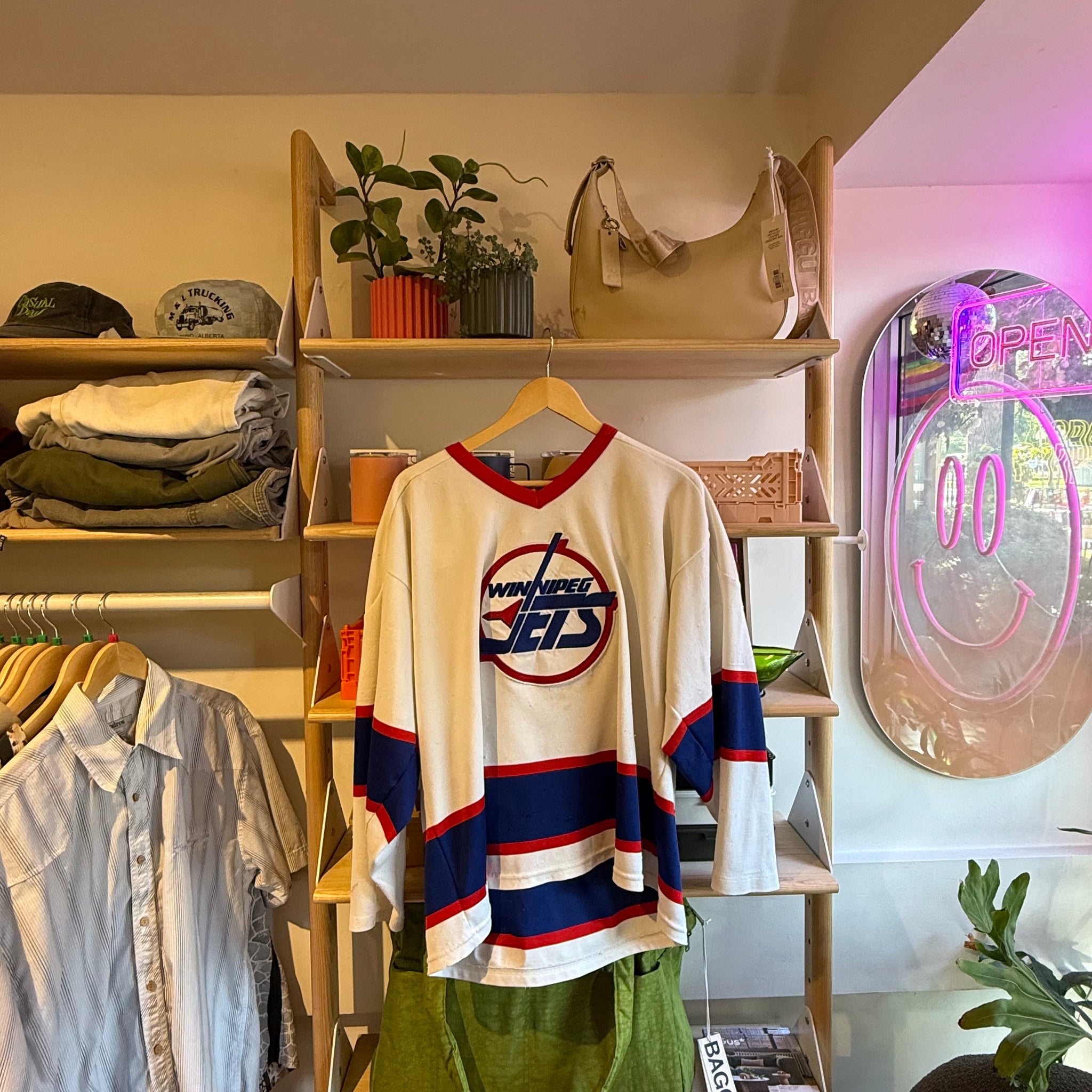 Winnipeg Jets Jersey | L