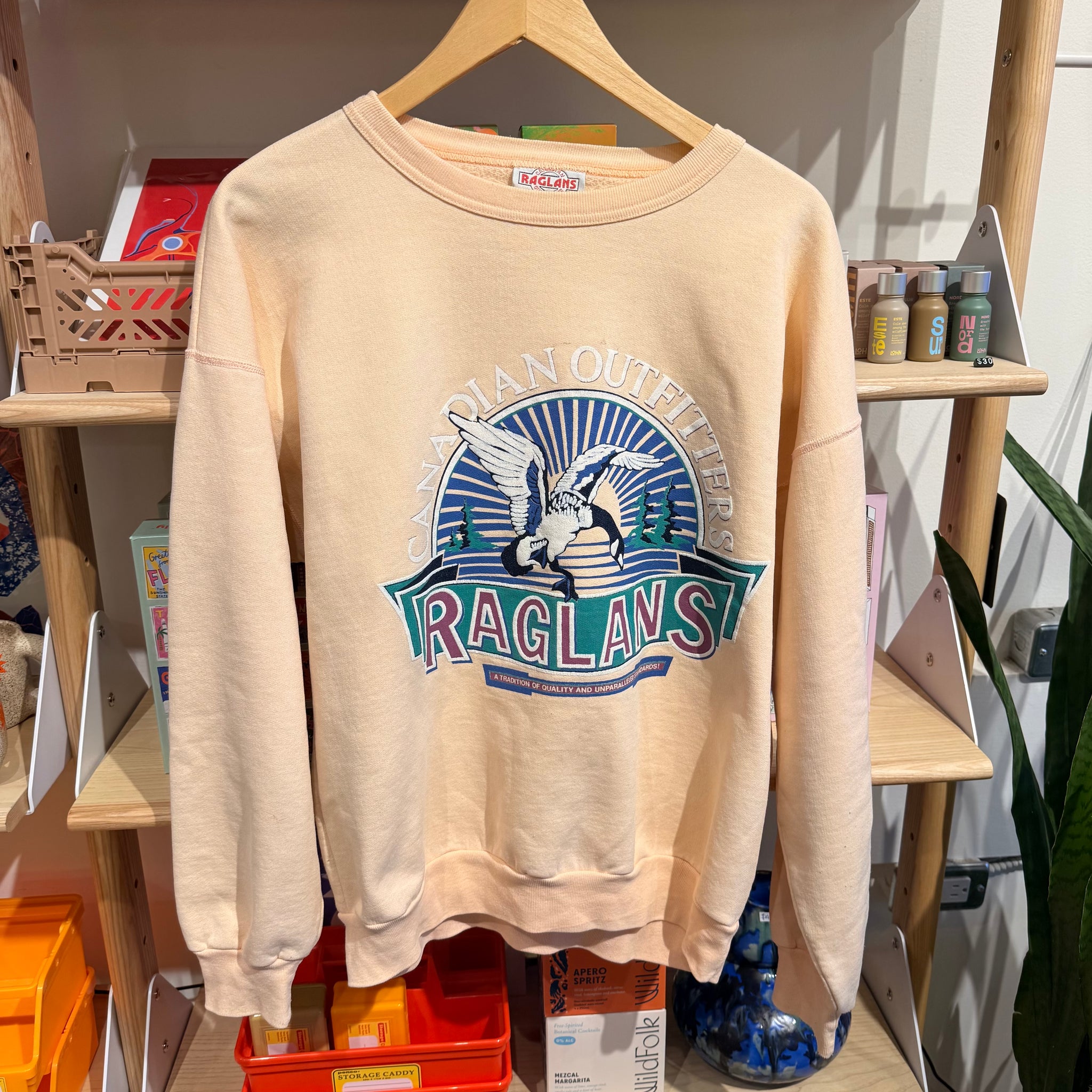 Raglan's Crewneck | L