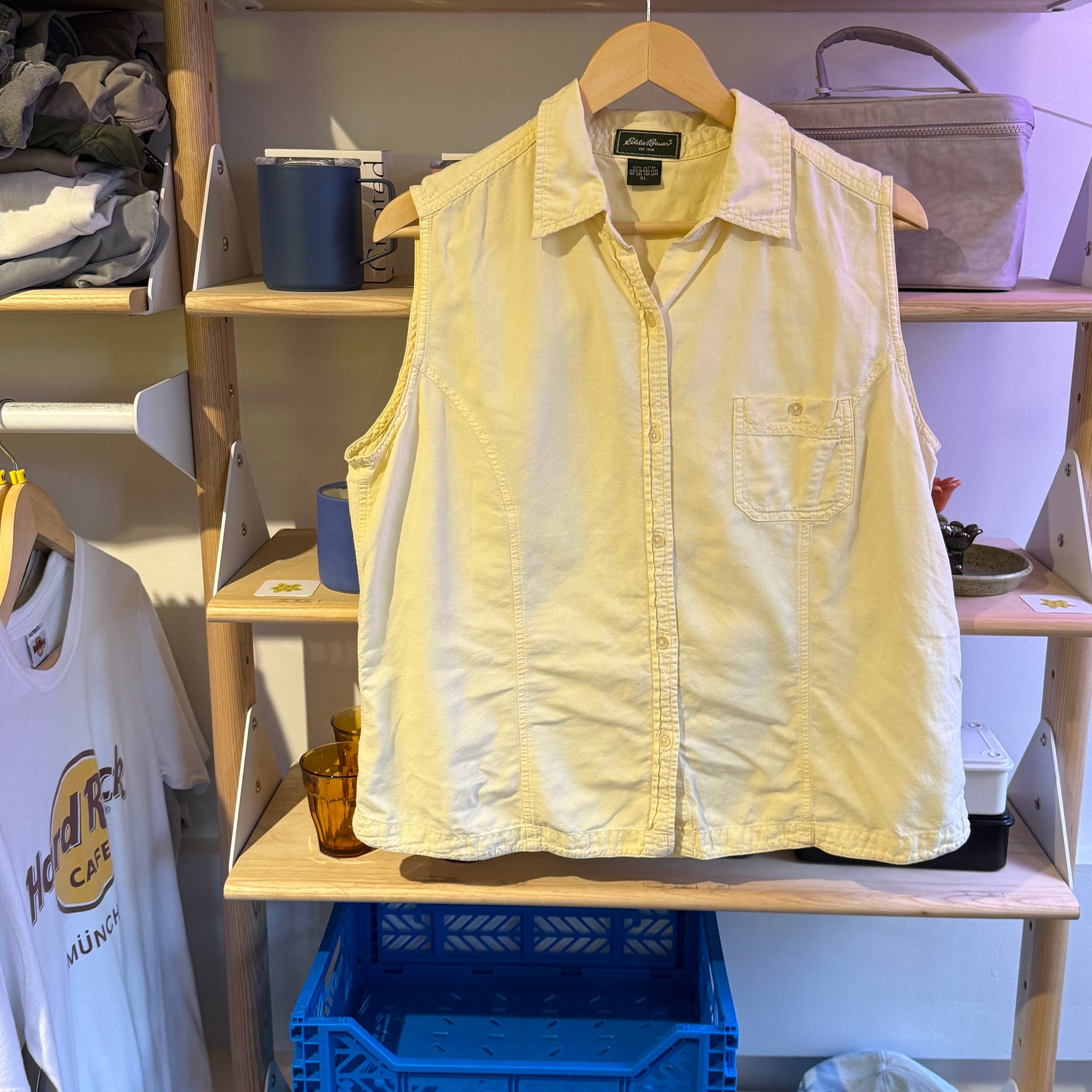 Butter Yellow Button Up | M