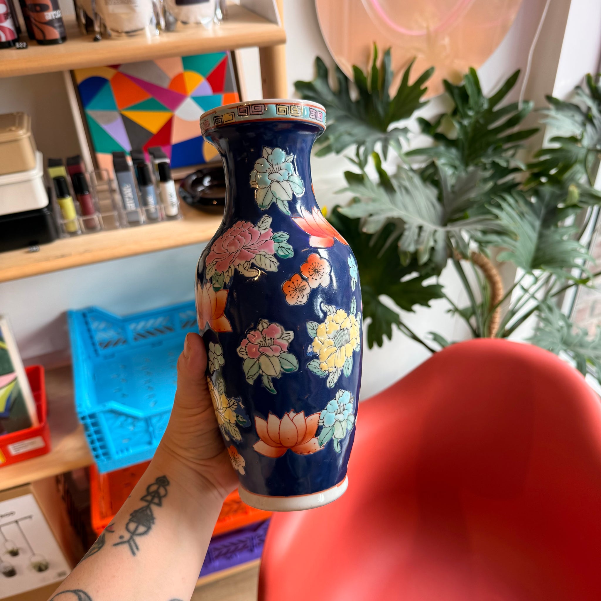 Chinese Hand Painted Porcelain Vase