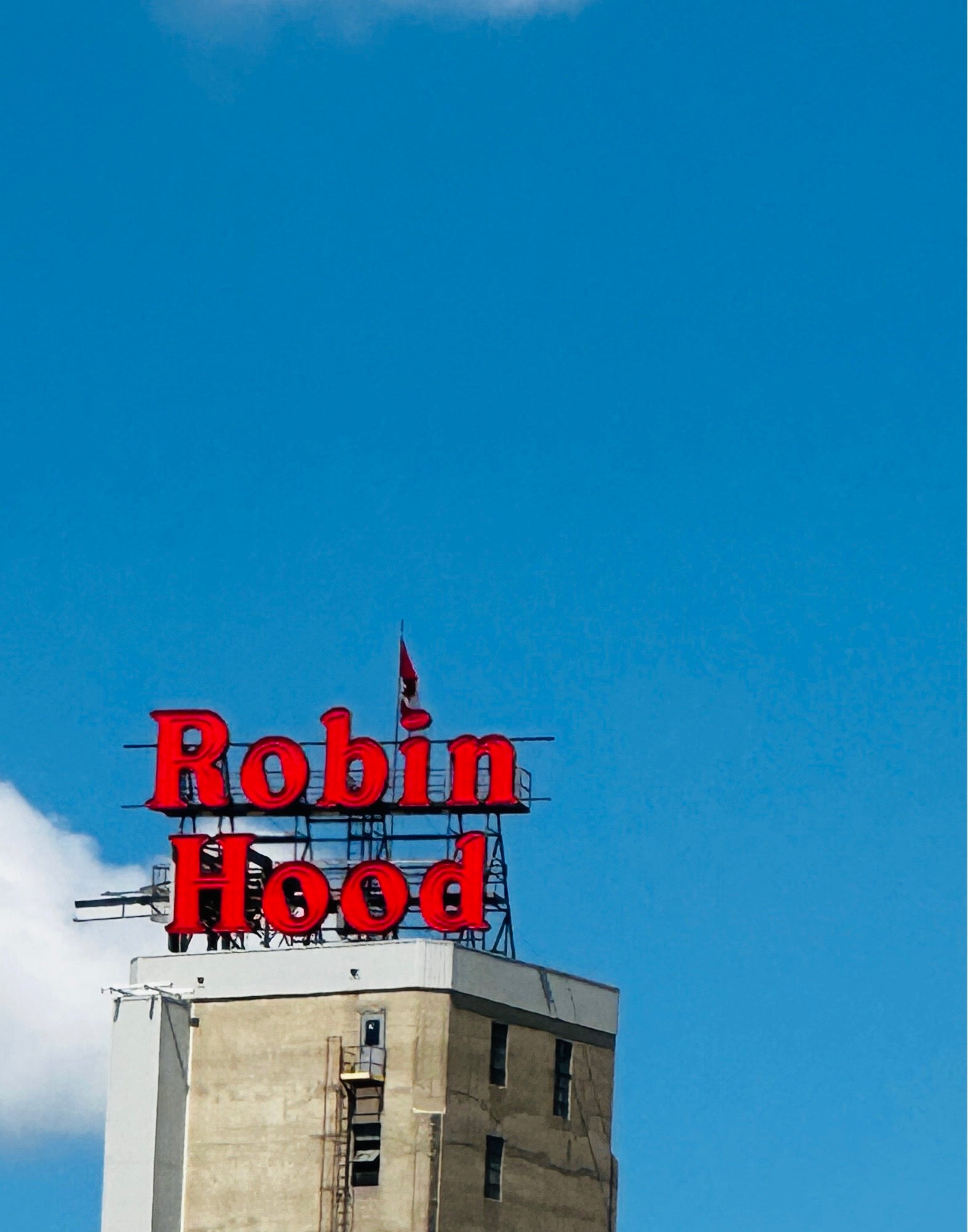 Robin Hood Close Postcard