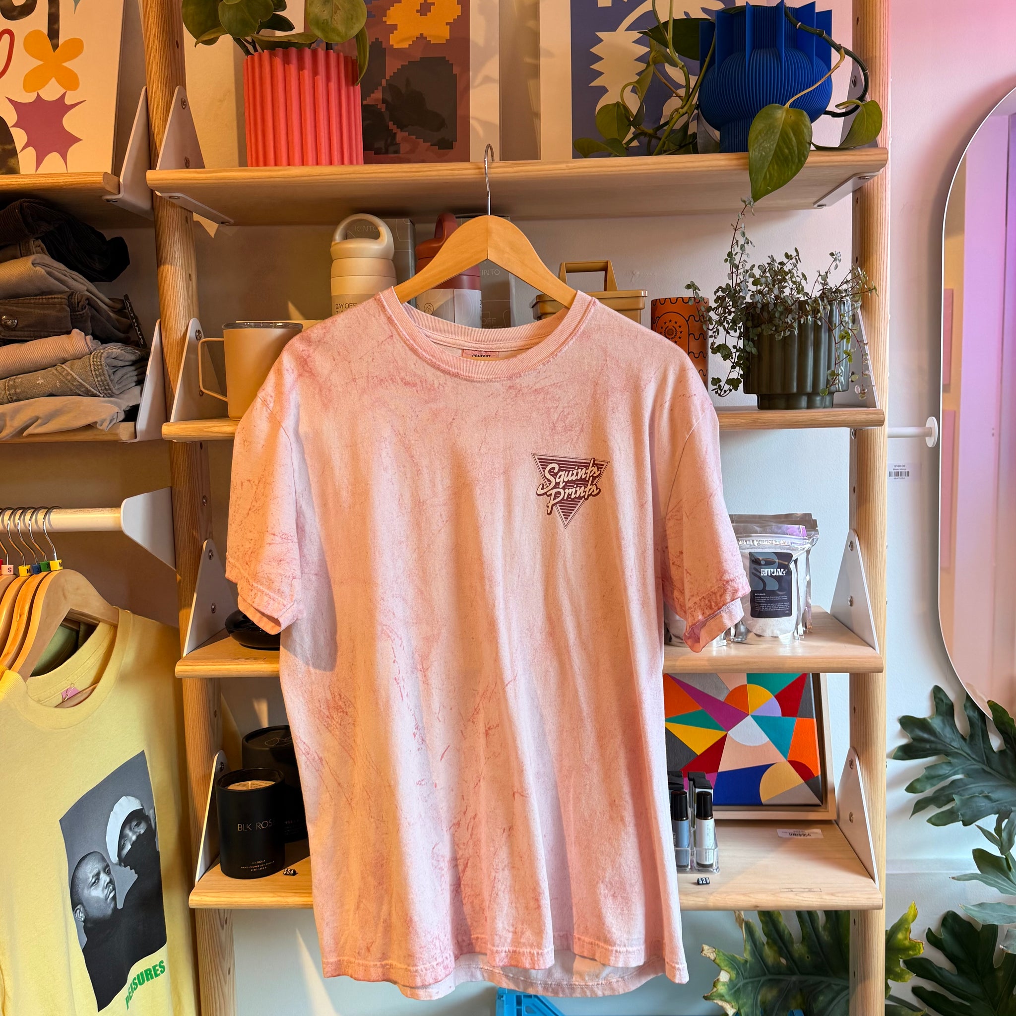 Squints Prints Tee | L