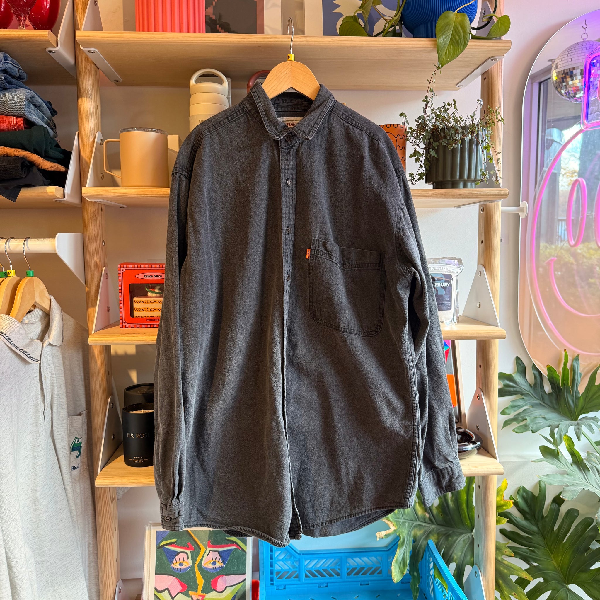 Levi's Orange Tab Button Up | M