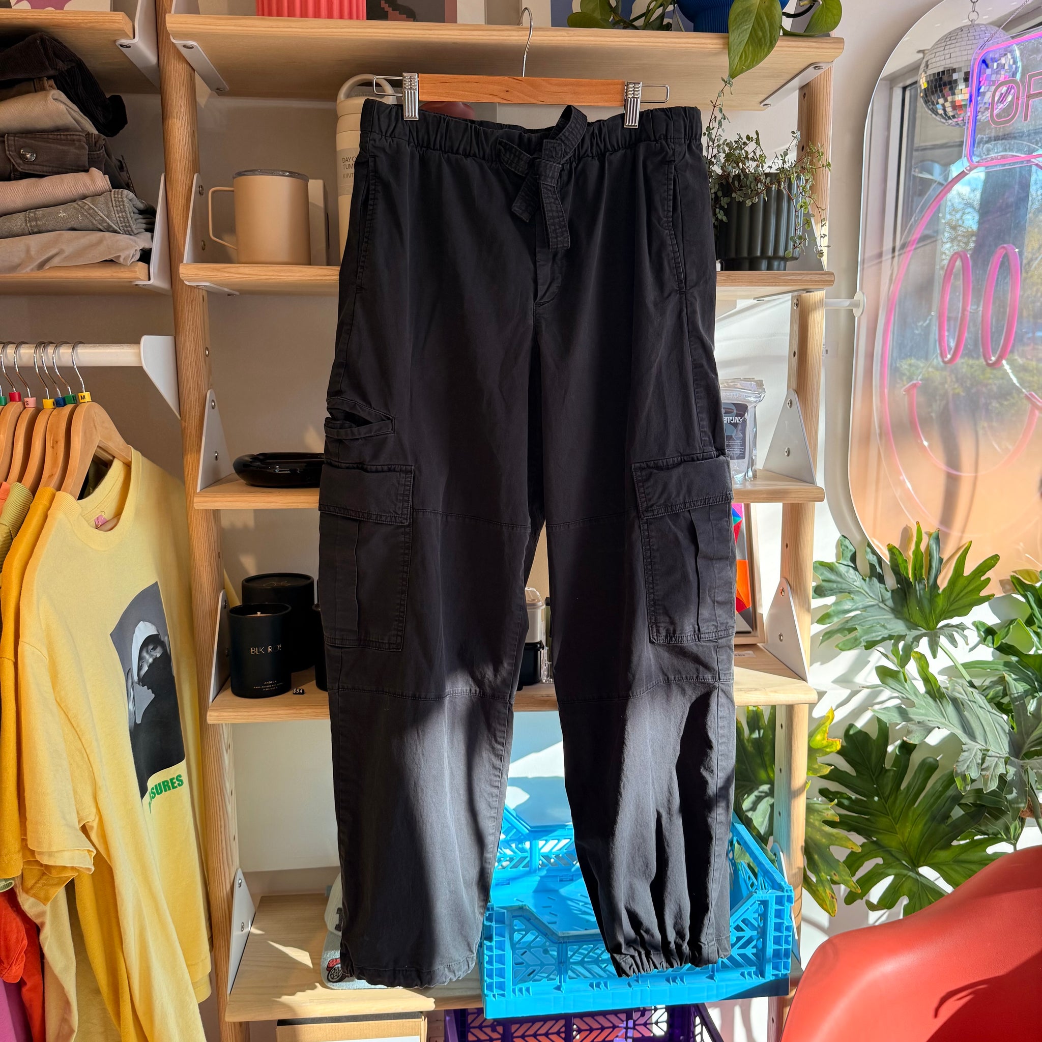 Black Cargo Pants | M