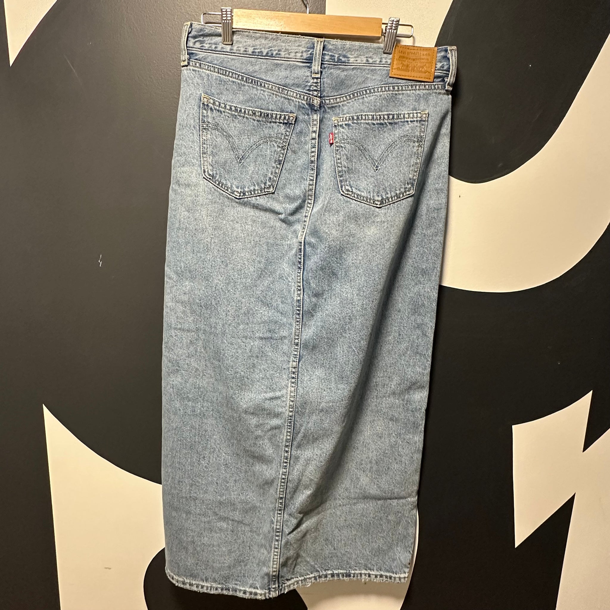 Levi's Denim Skirt | 29