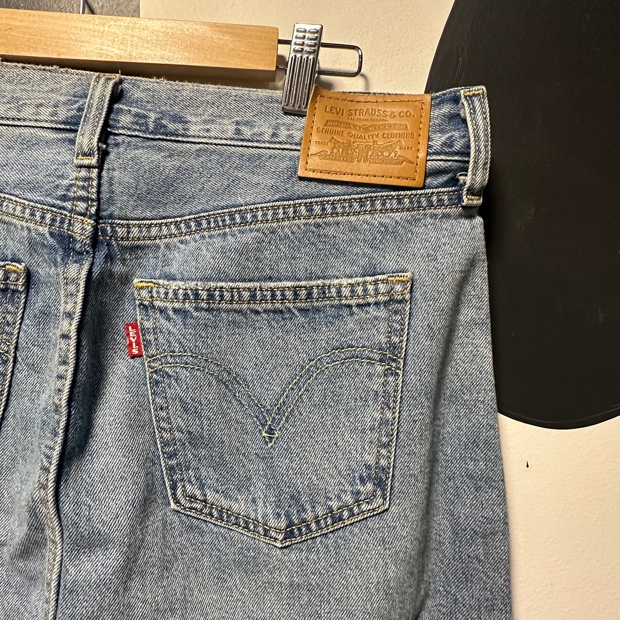 Levi's Denim Skirt | 29