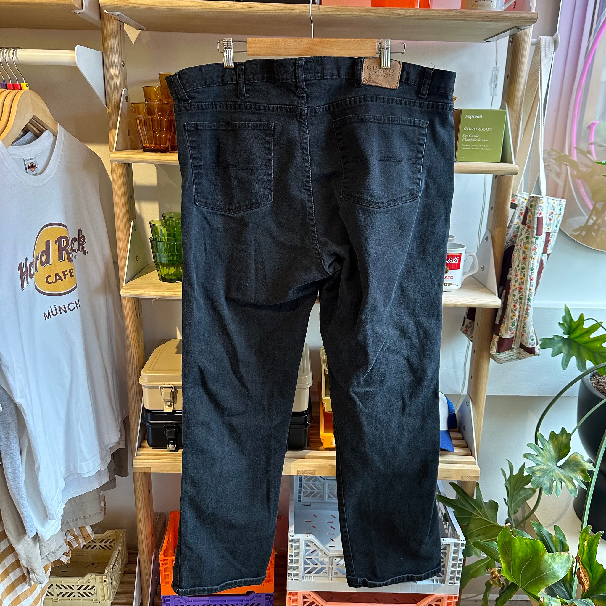 Grand River Black Denim | 44