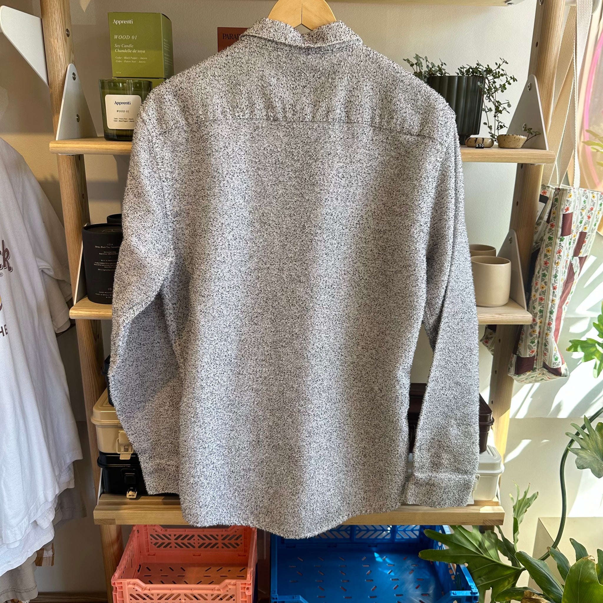 Speckled Button Up | M