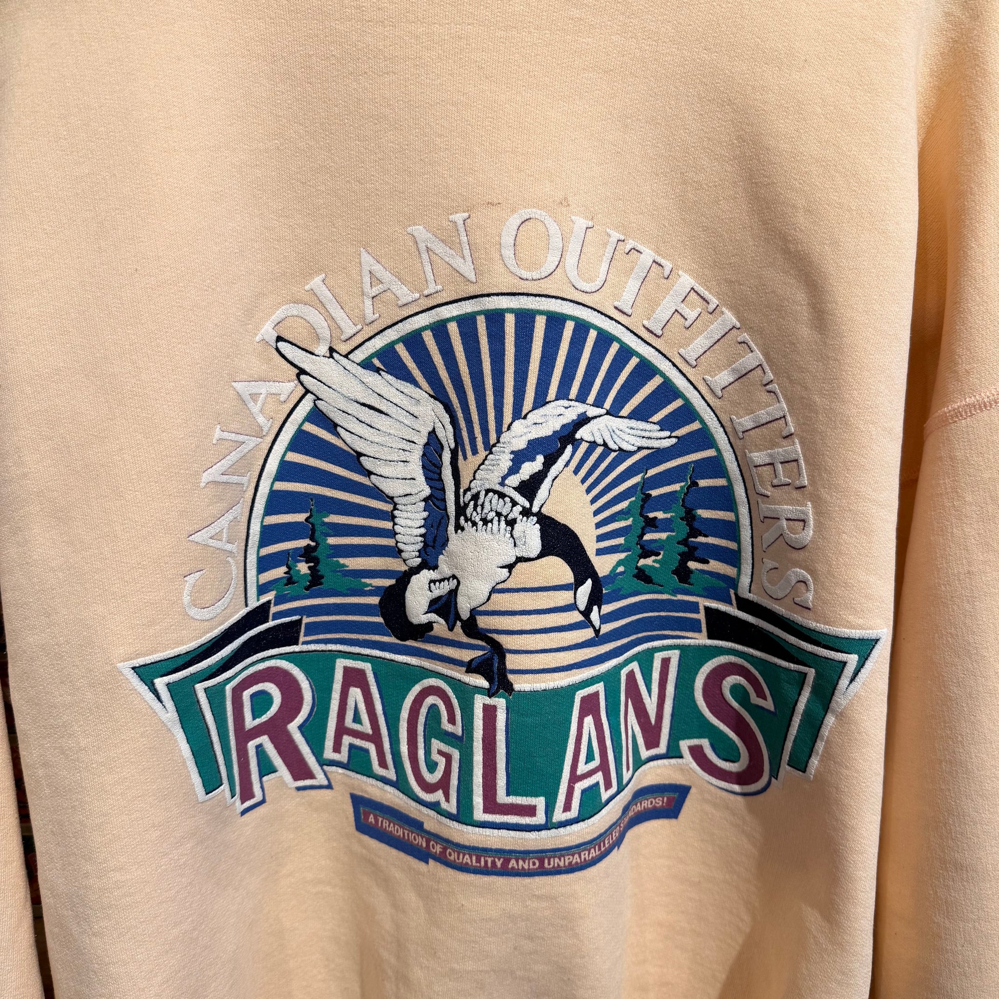 Raglan's Crewneck | L