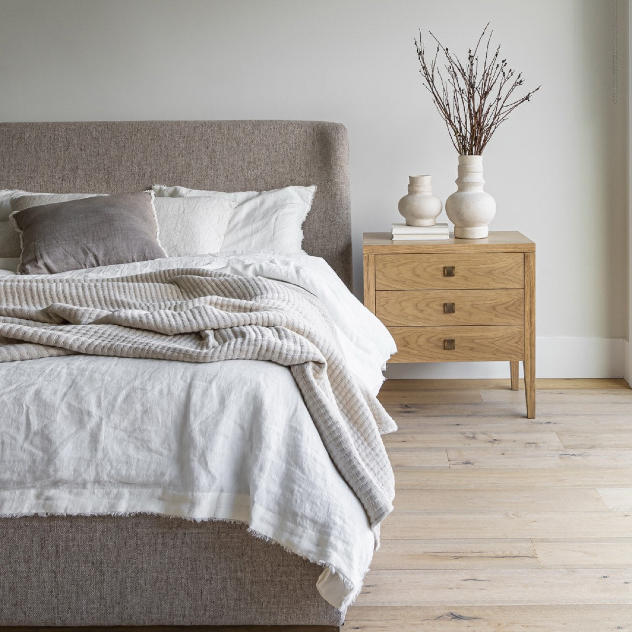 Faye King Bed Short - Perfect Taupe
