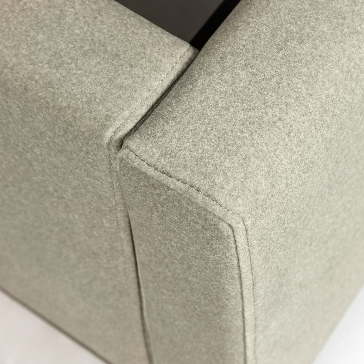 Faye Queen Storage Bed - Velvet Sandstorm