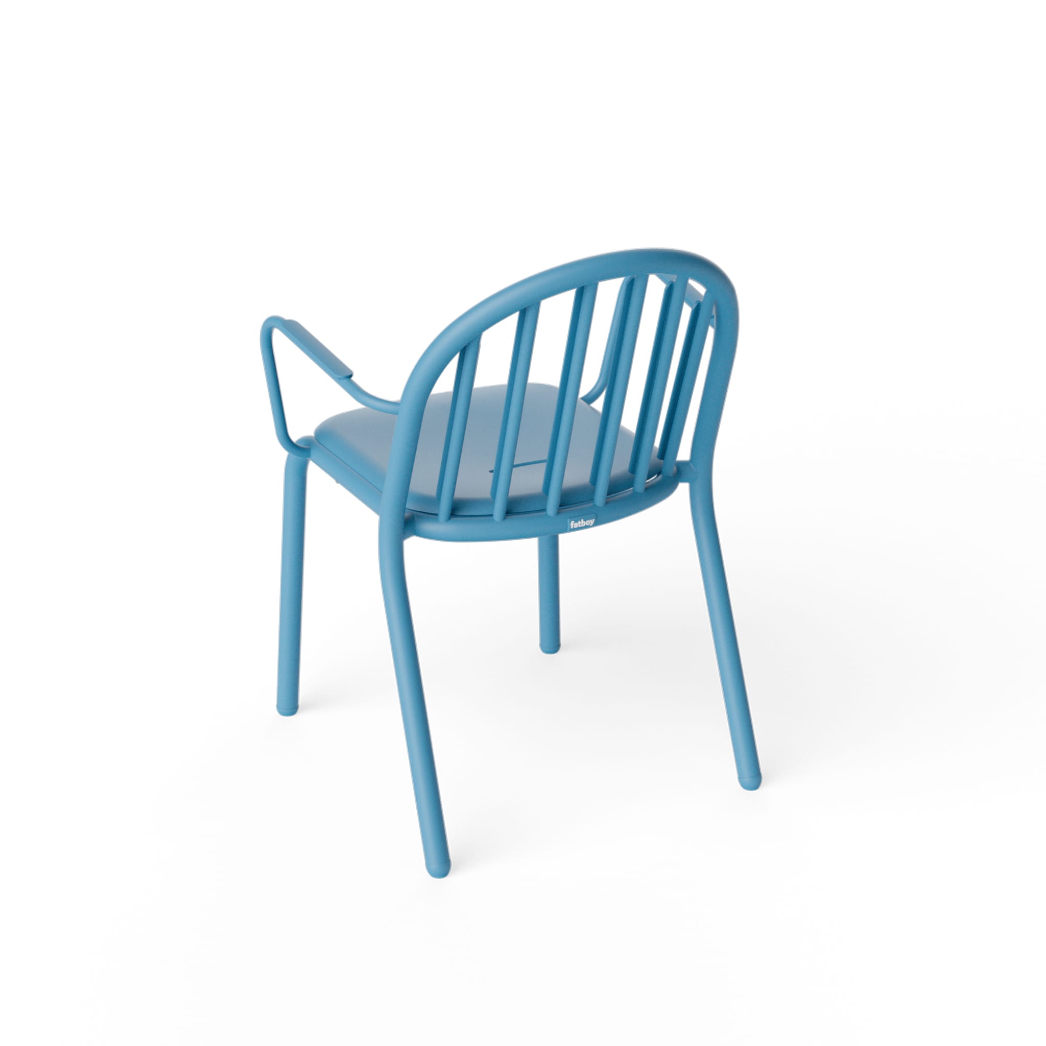 Side view of Fred’s Armchair, showing its ergonomic design and flat slats for added comfort.