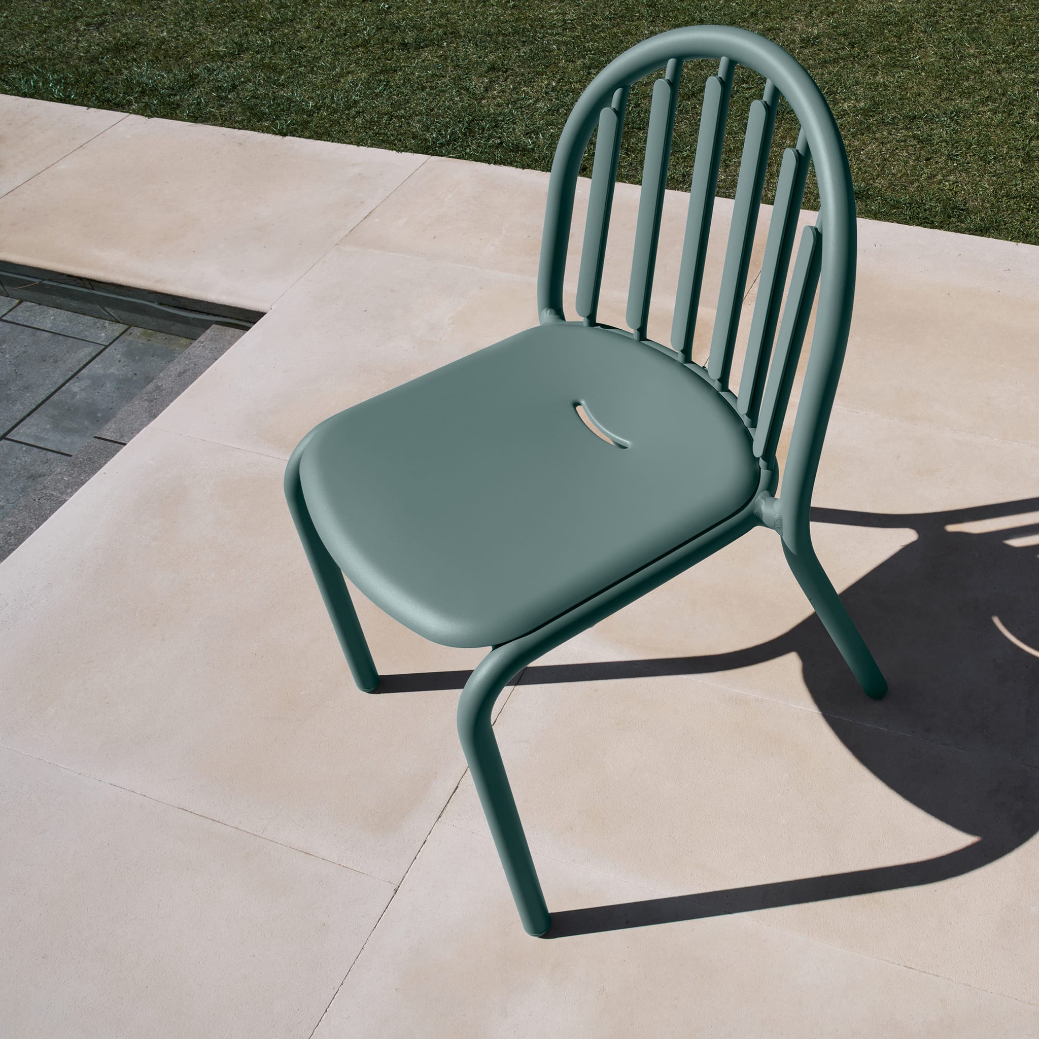 Aluminum construction of Fred’s Chair, built to withstand Canadian weather conditions year-round.