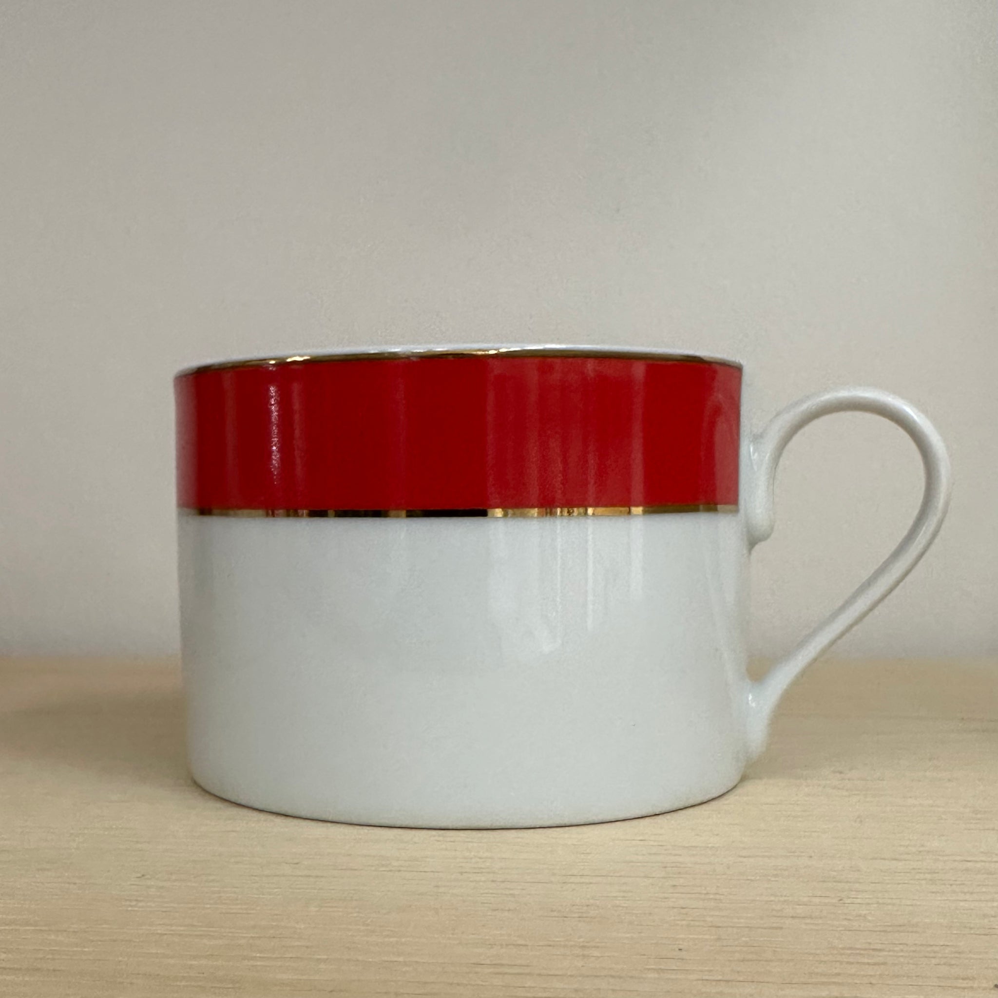 Red & Gold Mugs (Set of 6)