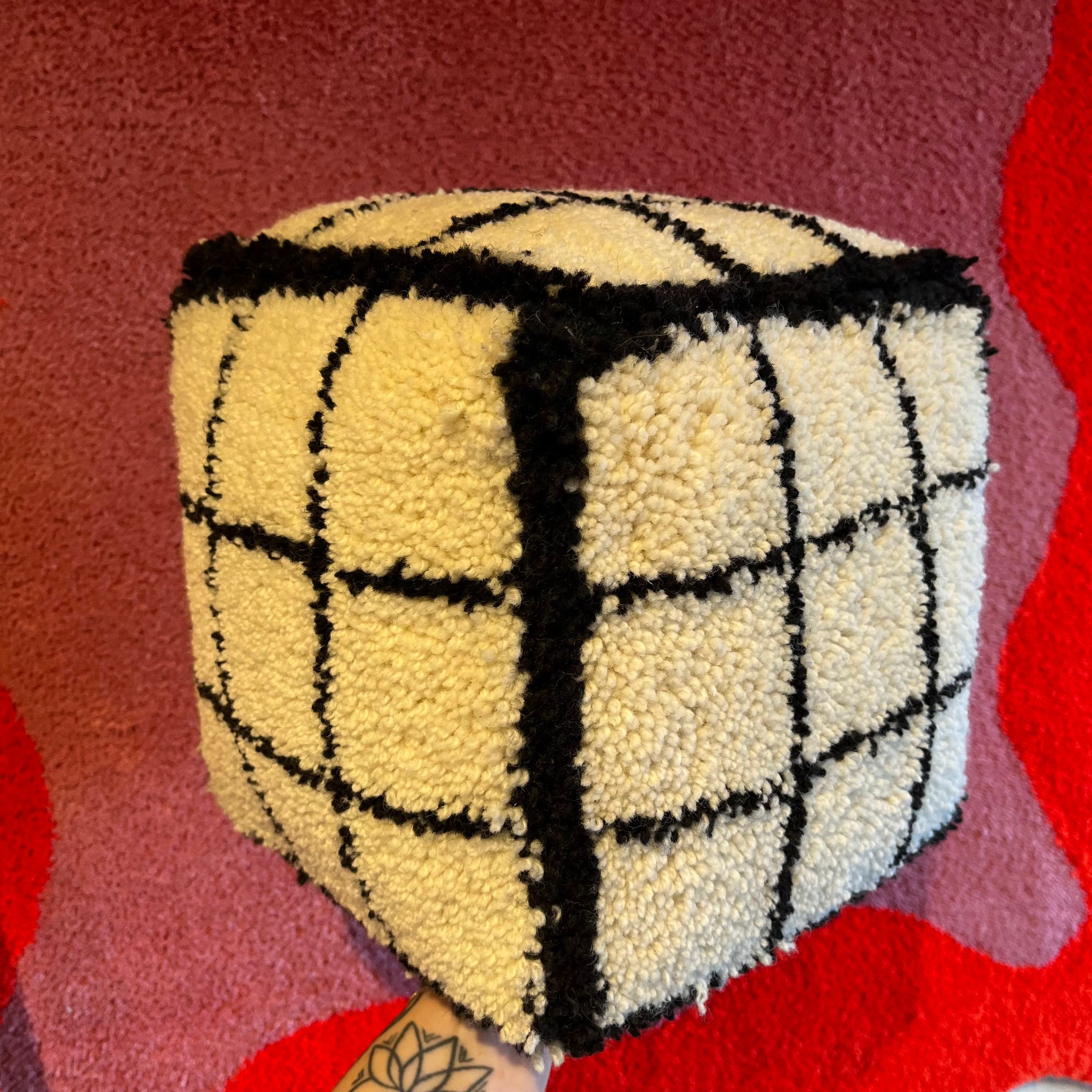 Tufted and Stuffed Grid Cube