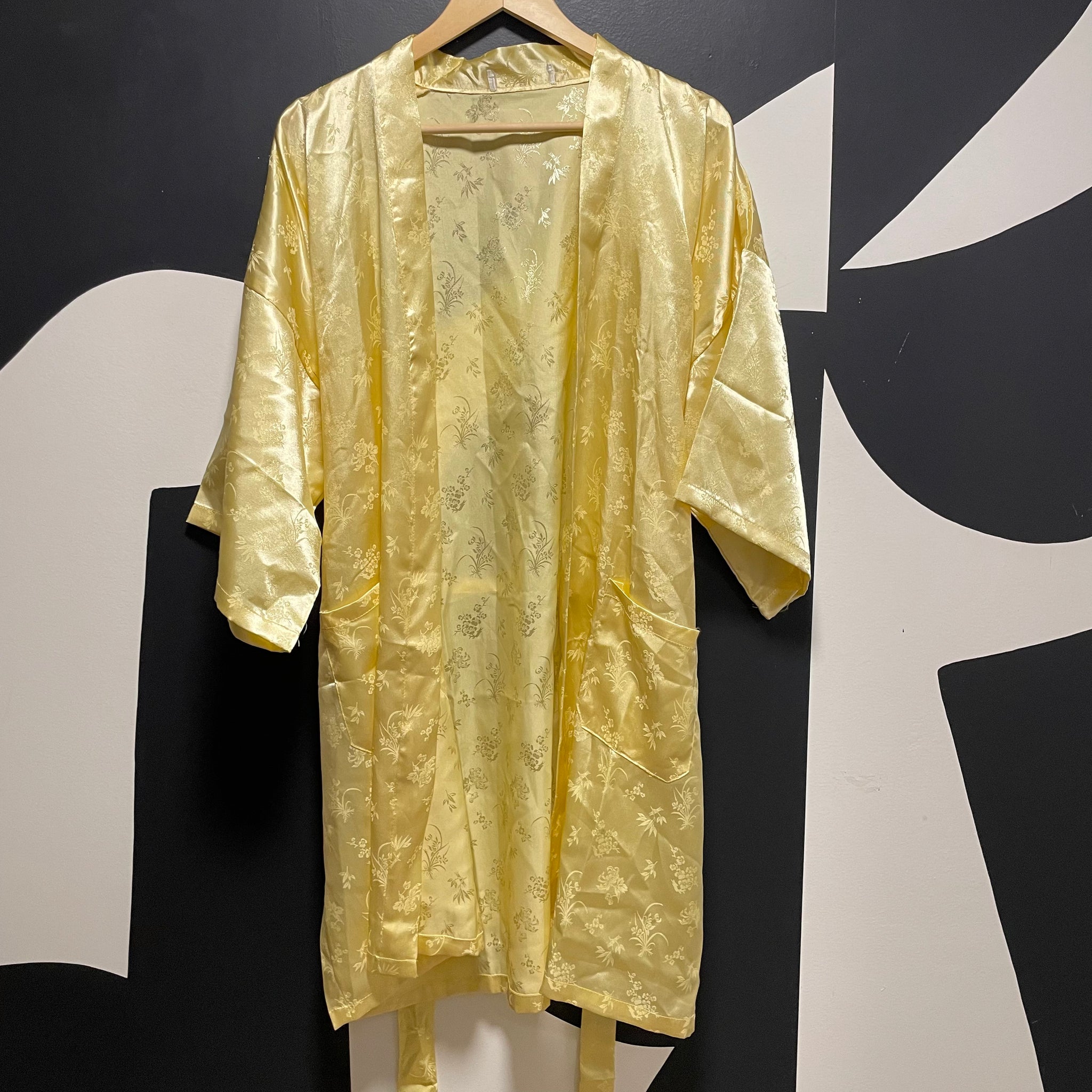 Silky Yellow Robe | L
