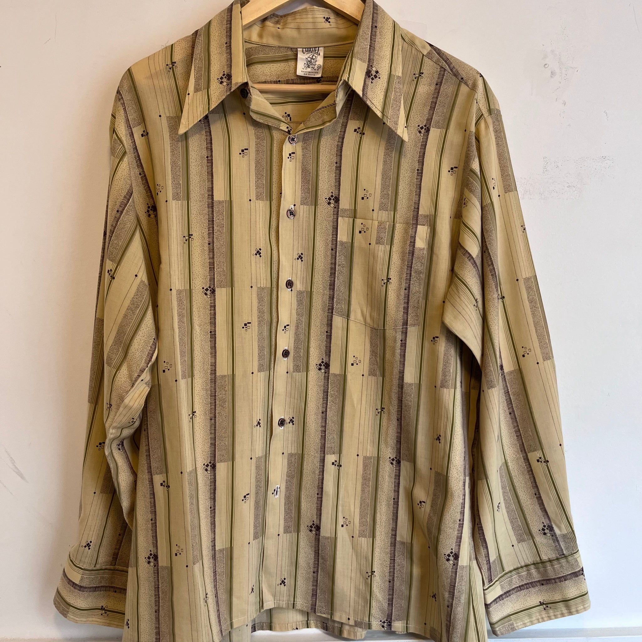 Beige Patterned Button Up | XL