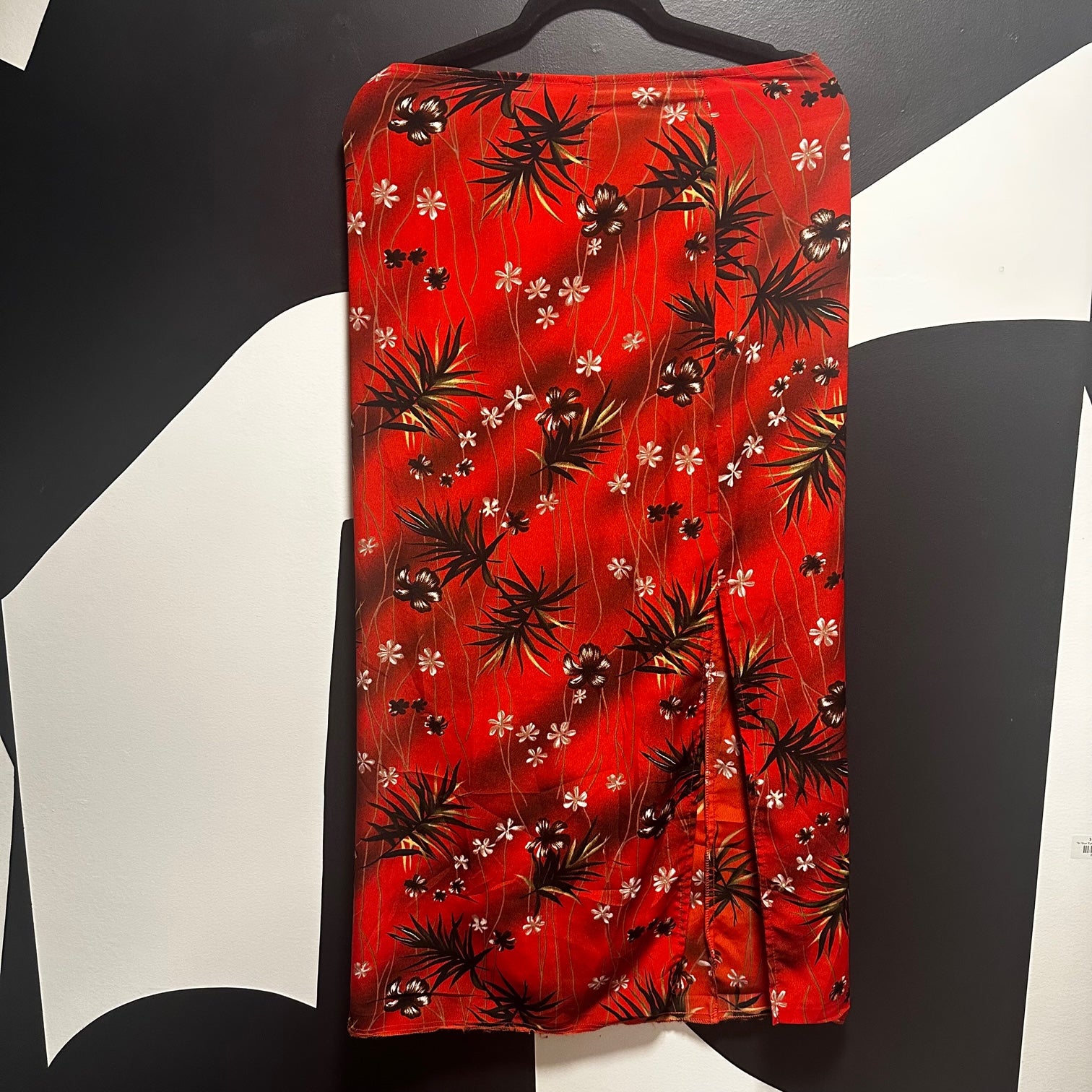 Red Tropical Slit Skirt- M