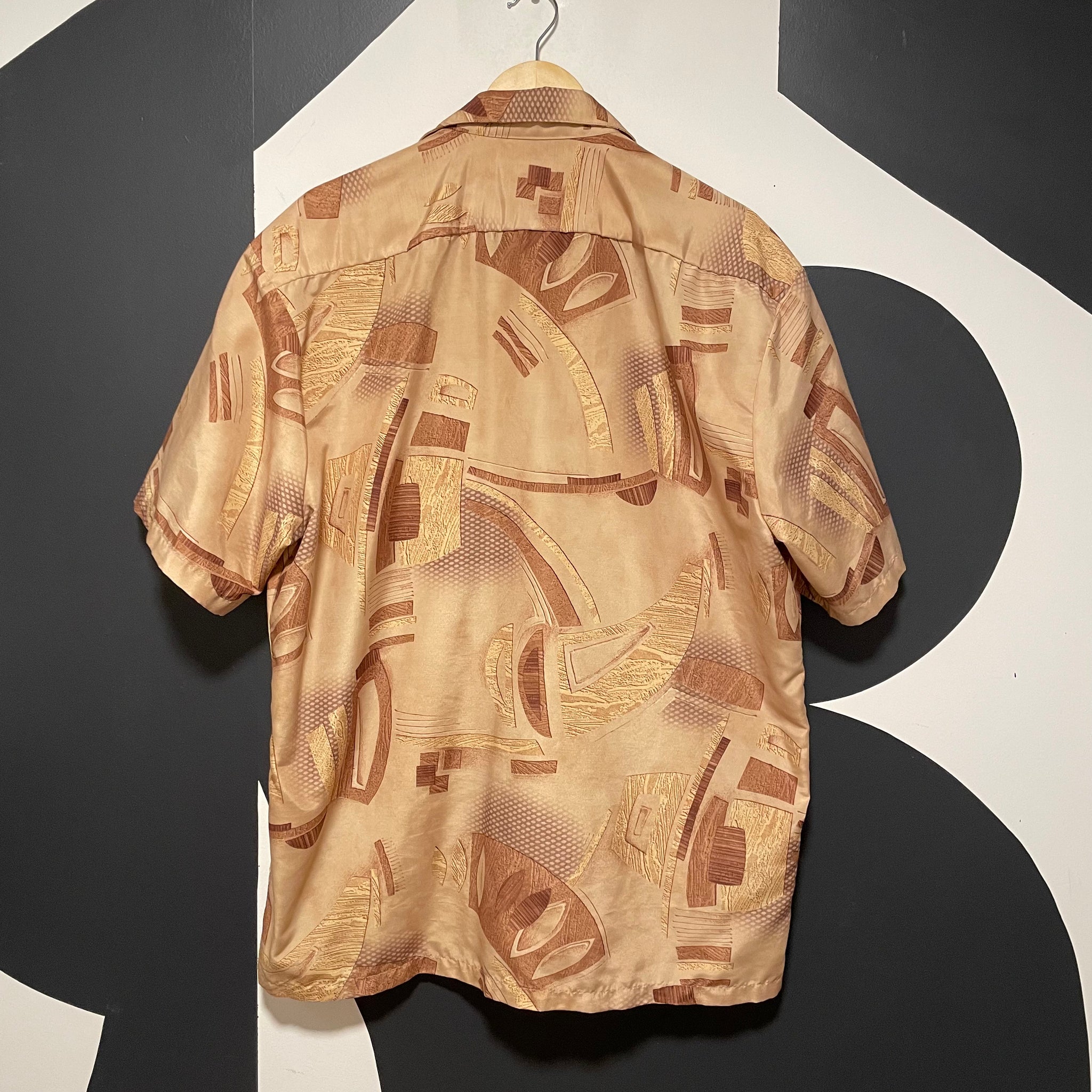 Beige Abstract Short Sleeve Button Up | L
