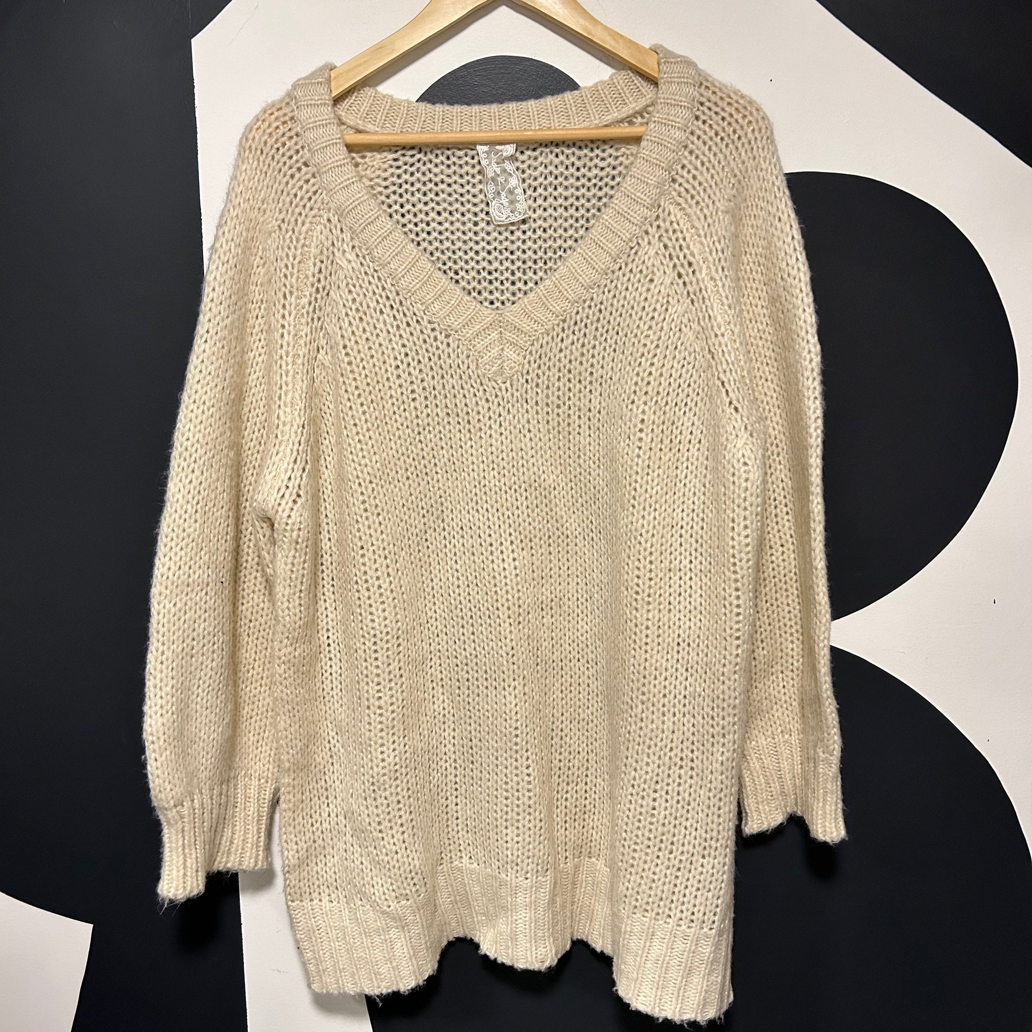 Sadie & Sage Cream Knit Sweater | XXL