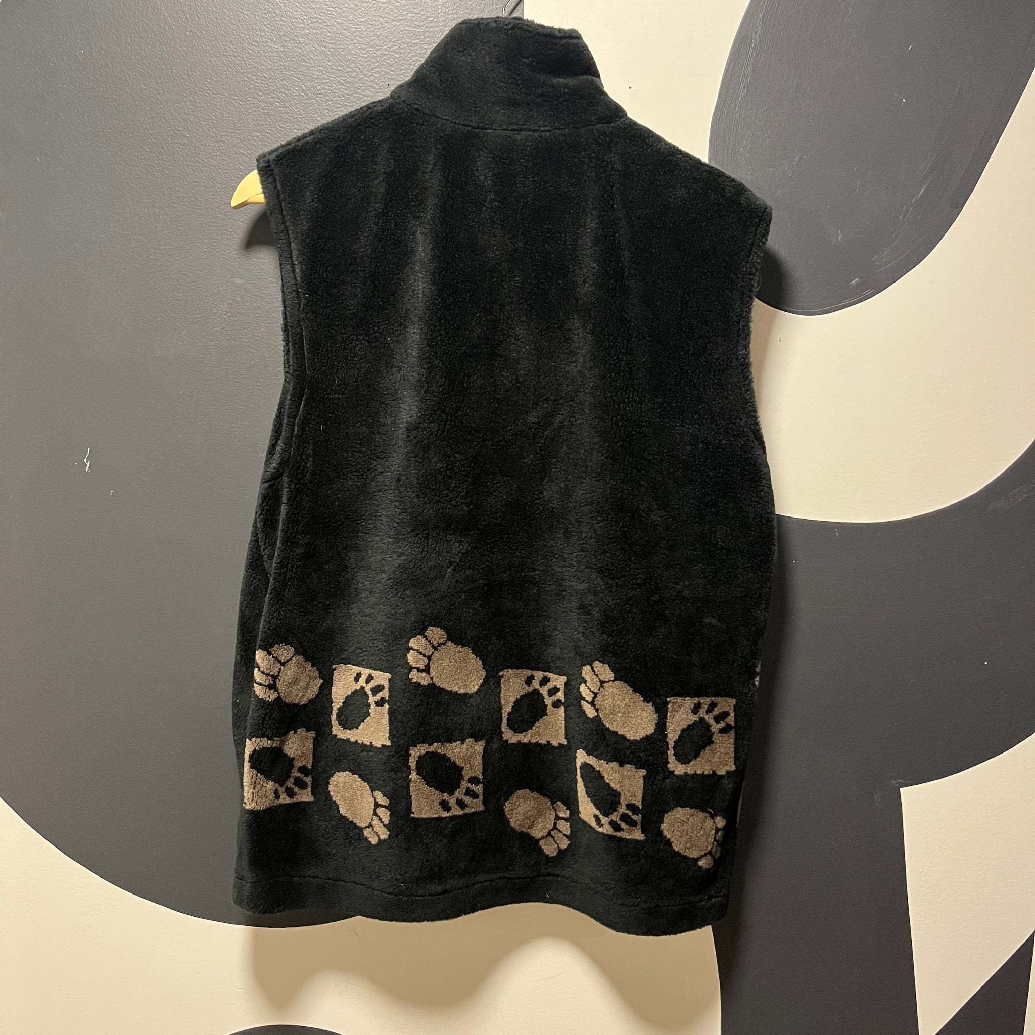 Bear Wear Fluffy Vest | M