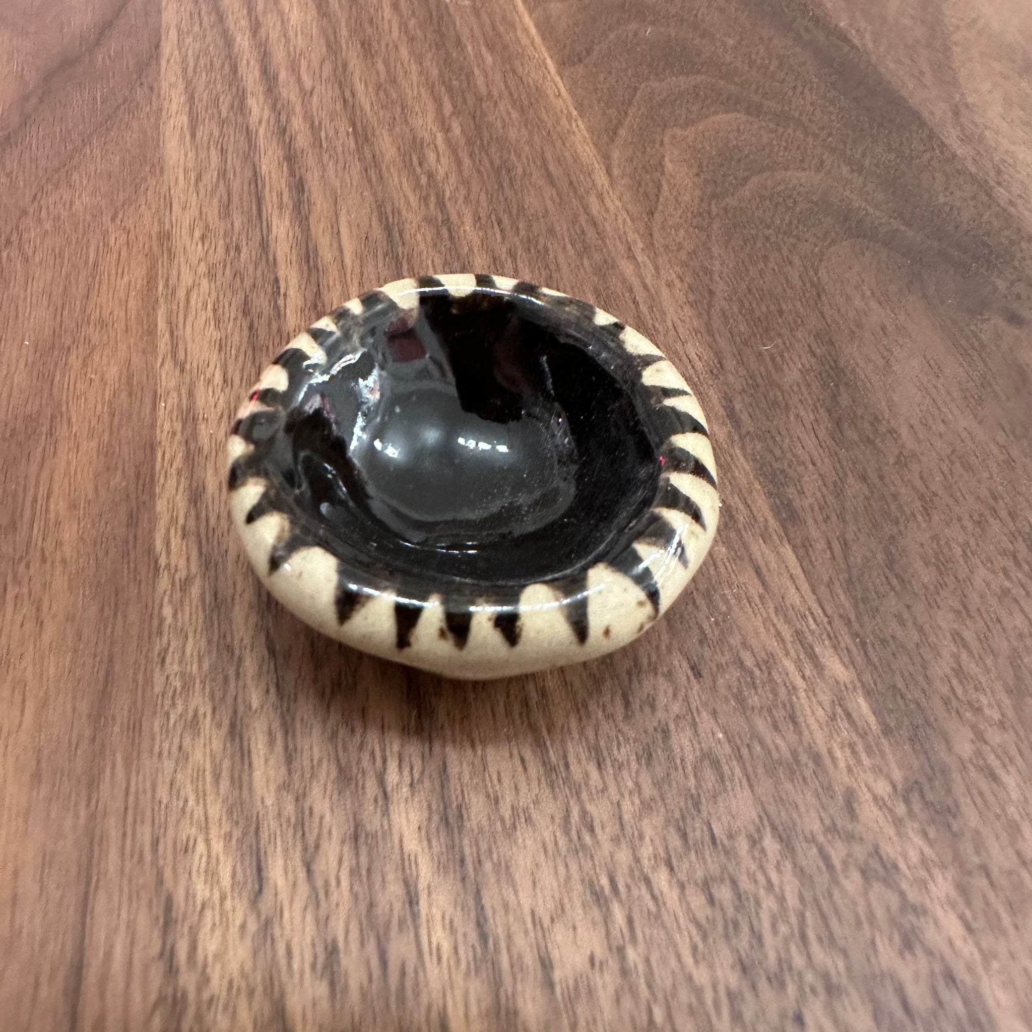 Starburst Incense Cone Holder | Lucky Lucky