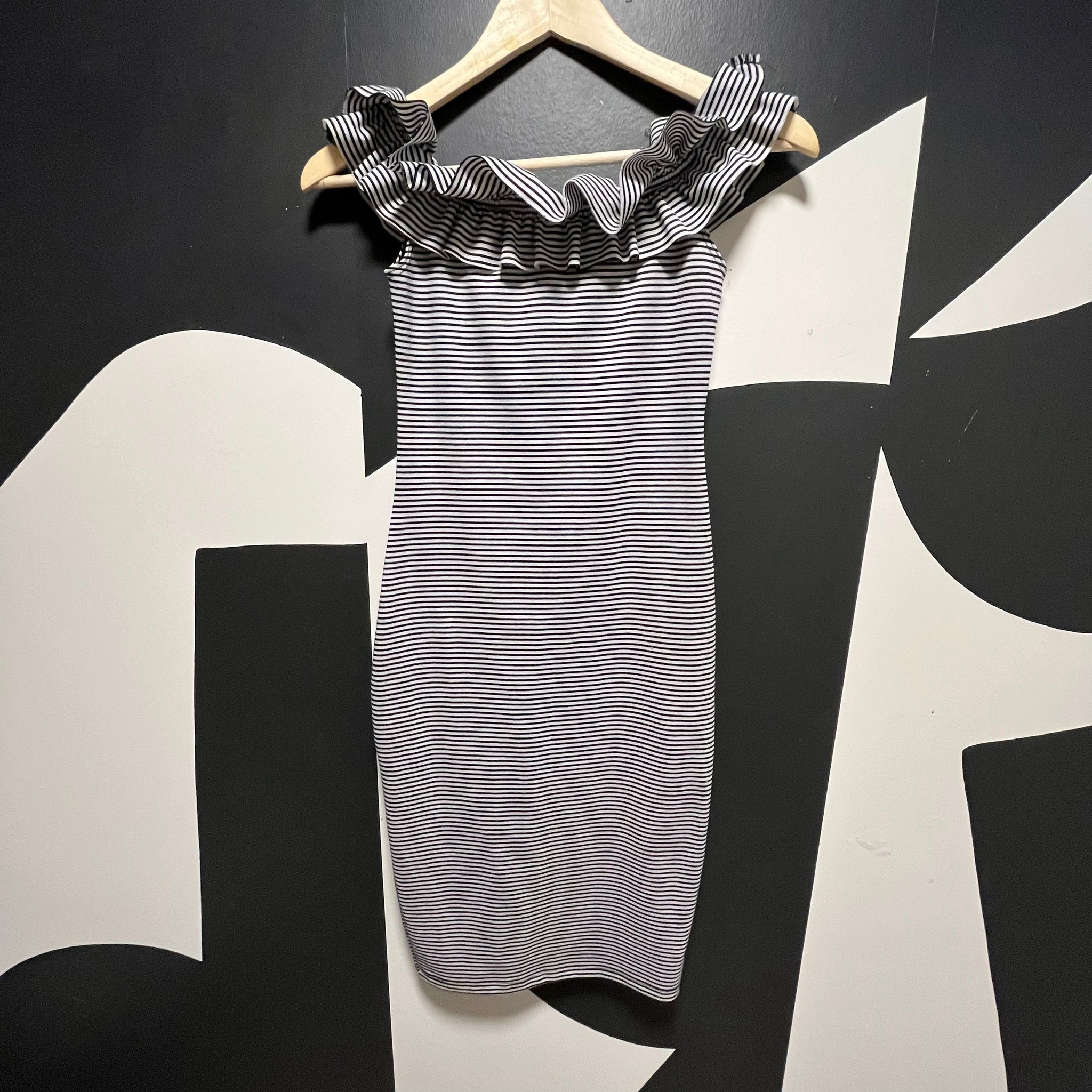 Stripped Ruffled Midi Dress | S