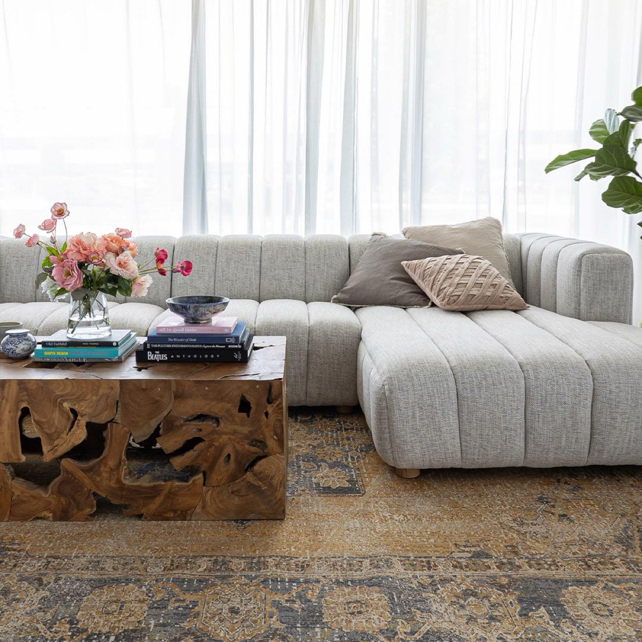 Natura Flow Coffee Table
