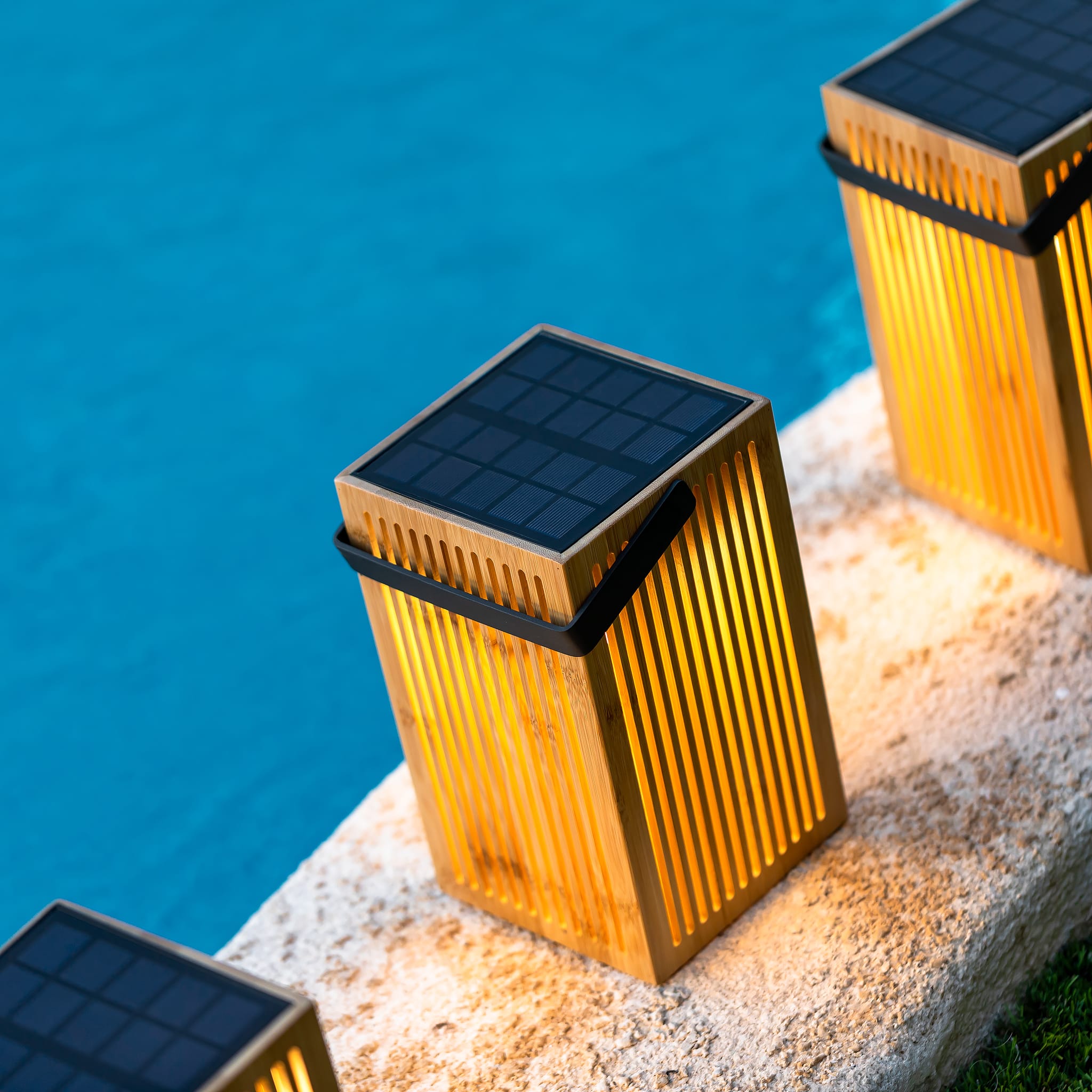 Okinawa<br> Solar-charged Lantern