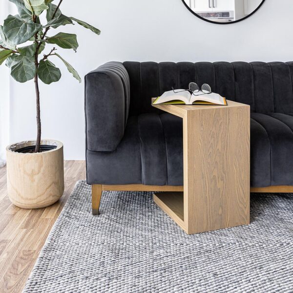 Oscar C Table