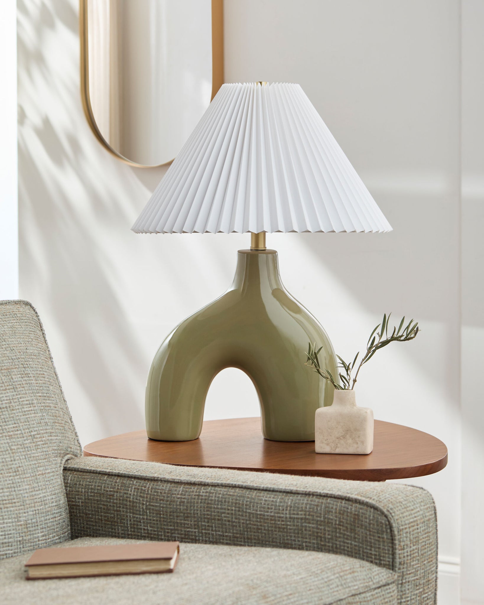 Green Solara Table Lamp | Arch with Accordion Shade