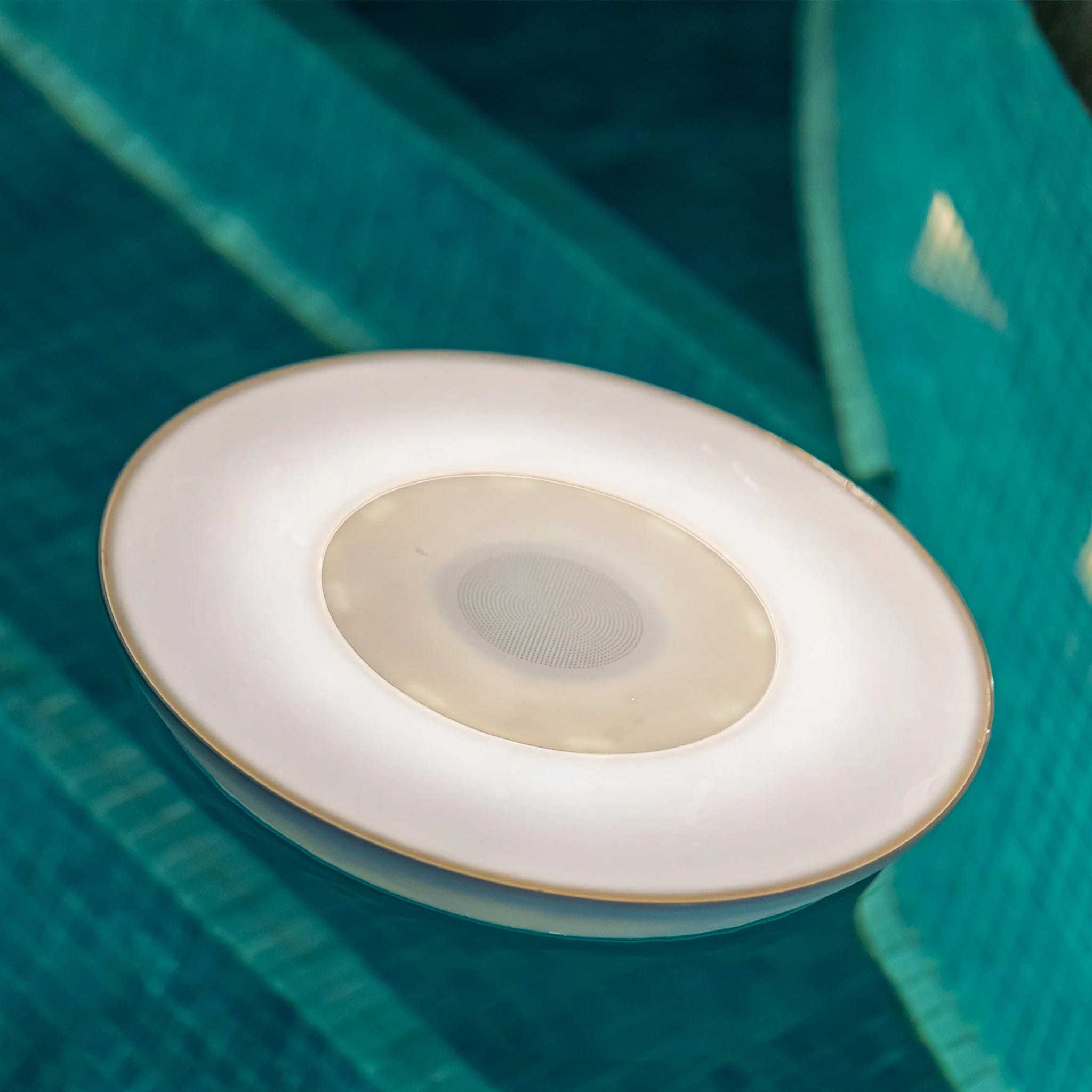 Wally Play Disk<br> Bluetooth Transmitter for Pool