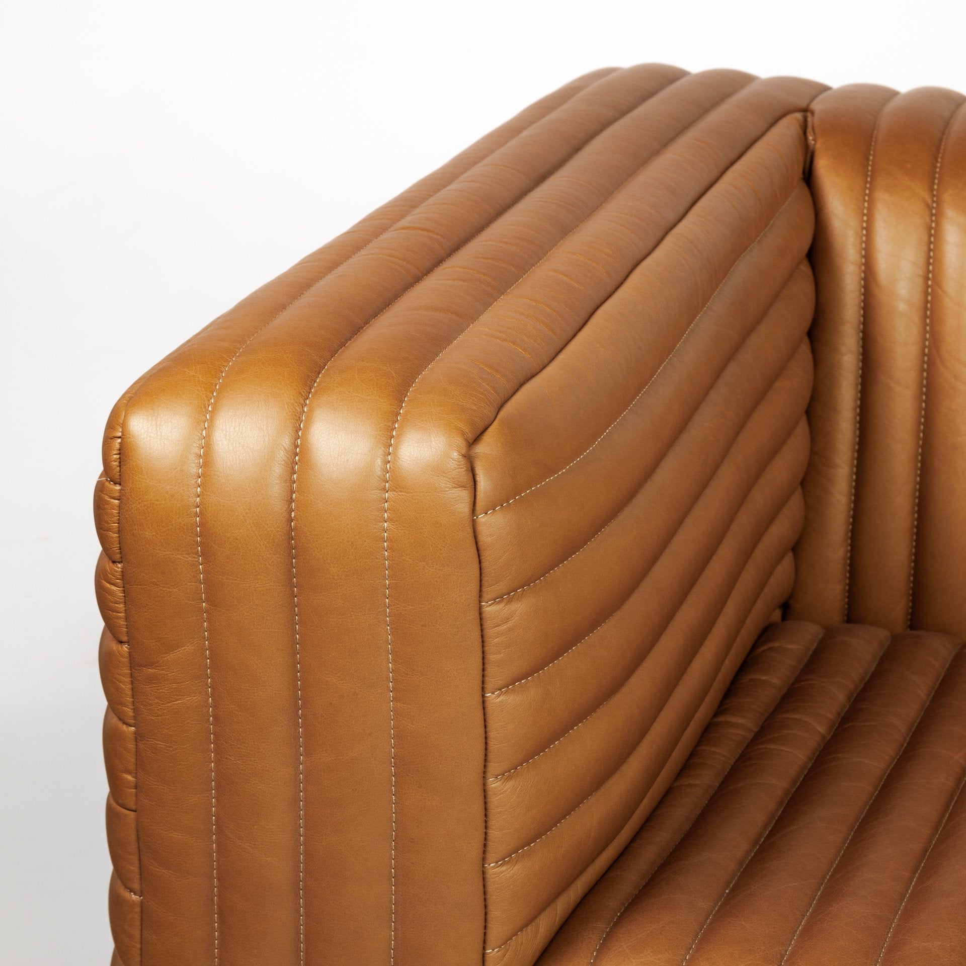 Ricciardo Sofa - Cognac
