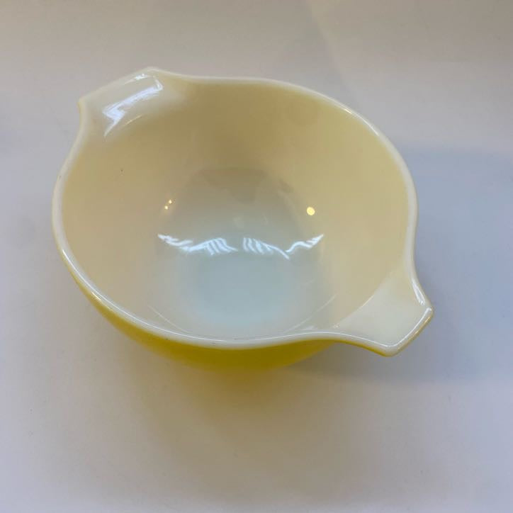 441 Vintage Pyrex Bowl