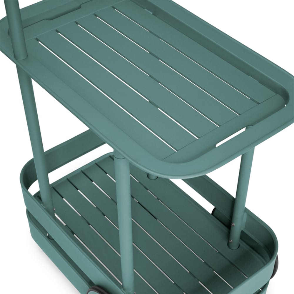 Experience the multi-use Jolly Trolley by Fatboy. Whether for cocktails or gardening, it's your durable, go-anywhere companion.