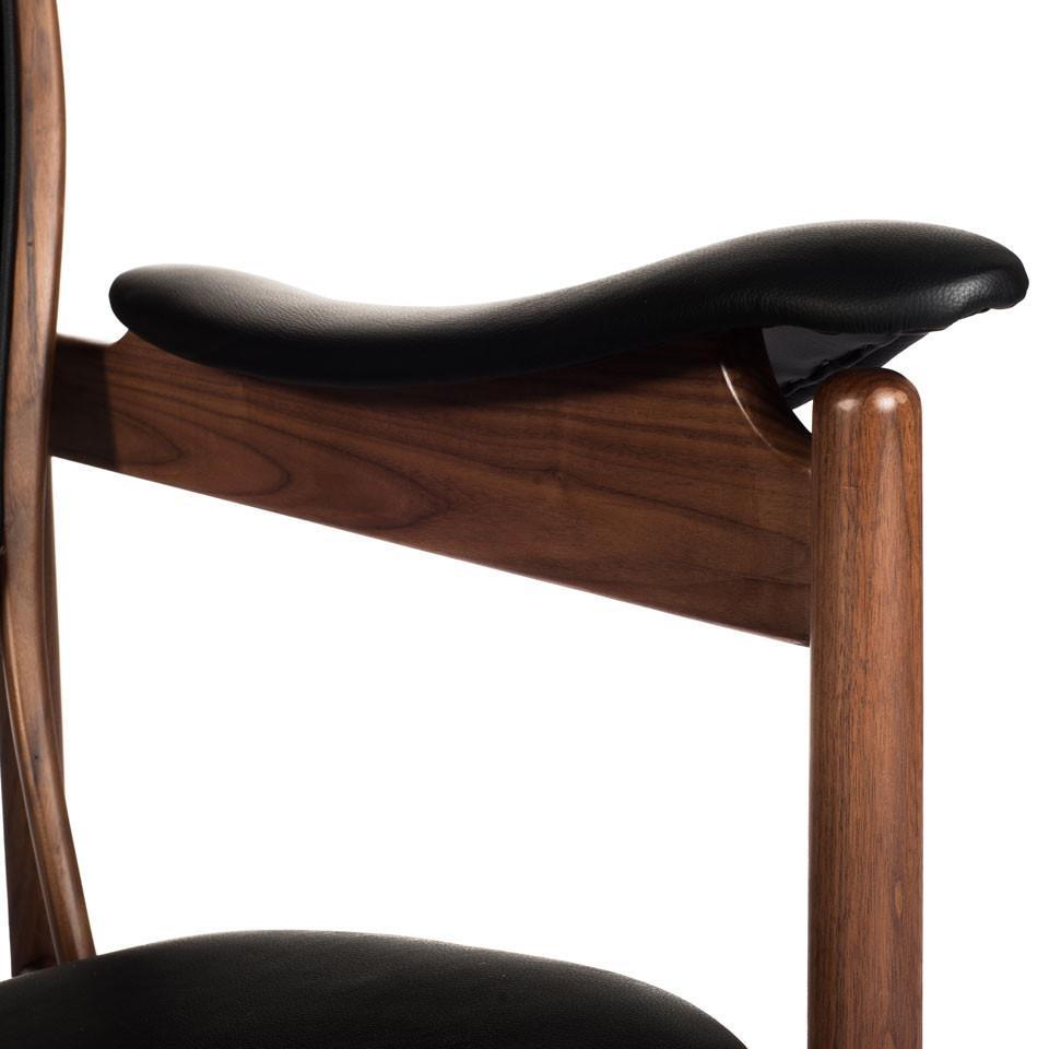 Monarch Chair