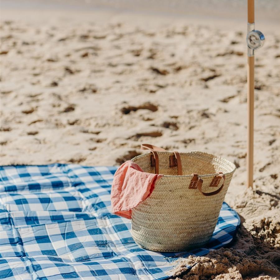 Love Rugs  -  Picnic Blankets  by  Basil Bangs