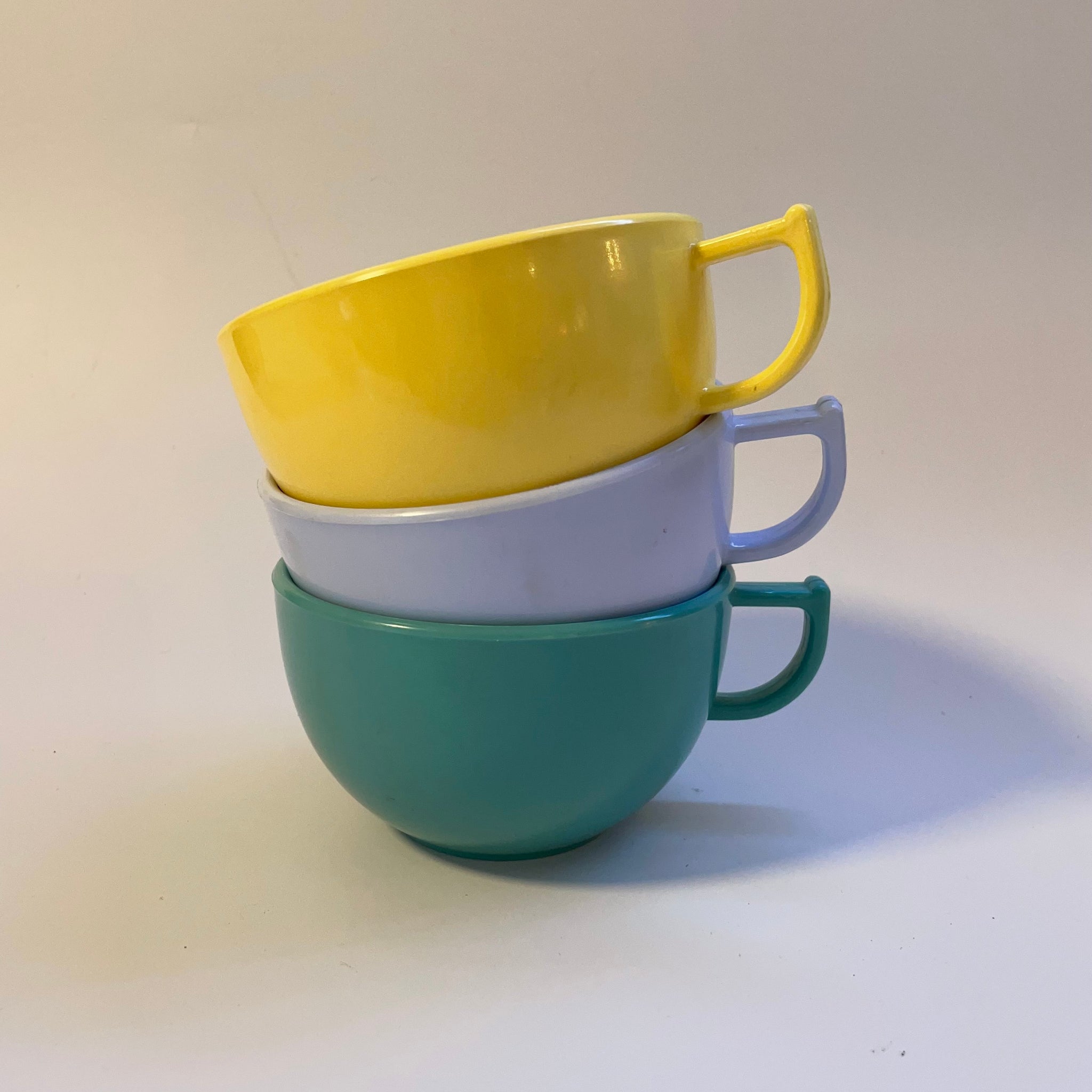 Pastel Melmac Dishes- Set of 17